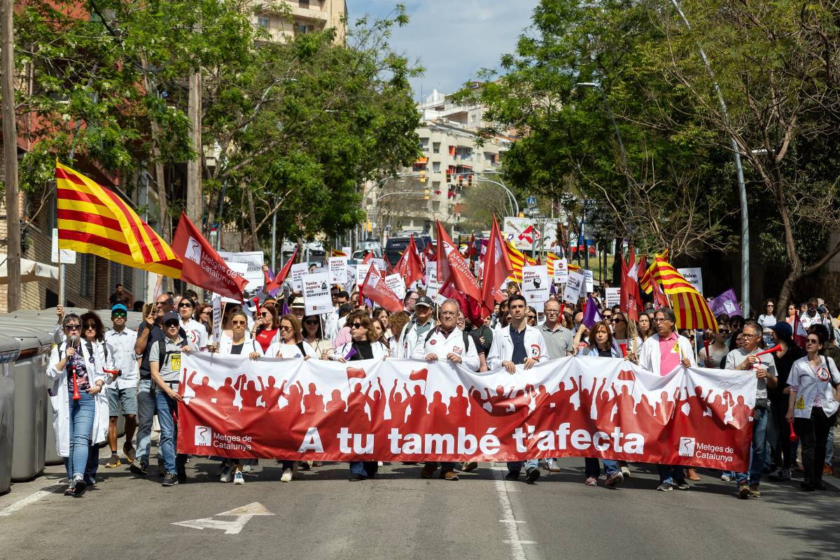 Els metges, durant la desena jornada de vaga des de la tardor - Hugo Fernández