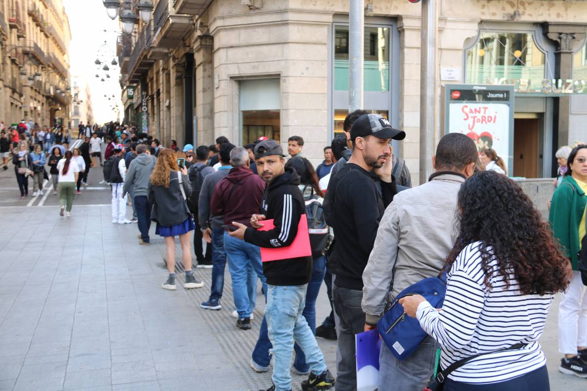 ERC aclareix que el català ha de ser requisit perquè els migrants regularitzats renovin la residència