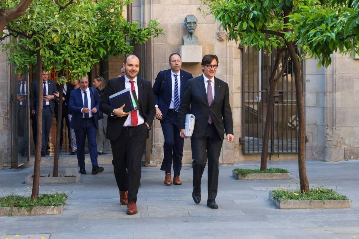 El Govern manté el pols amb els mestres i no es mou de l'acord amb CCOO i UGT