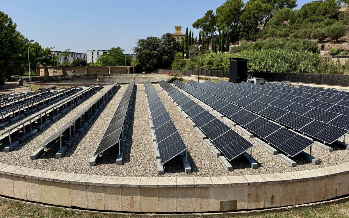 Aigües de Manresa instal·la plaques solars a la Culla per reduir el consum energètic