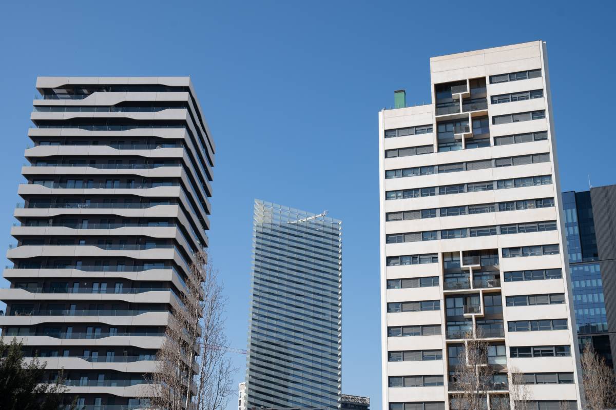 Albesa (Puig) reitera que encara no hi ha una "decisió final" en la possible fusió amb Estée Lauder