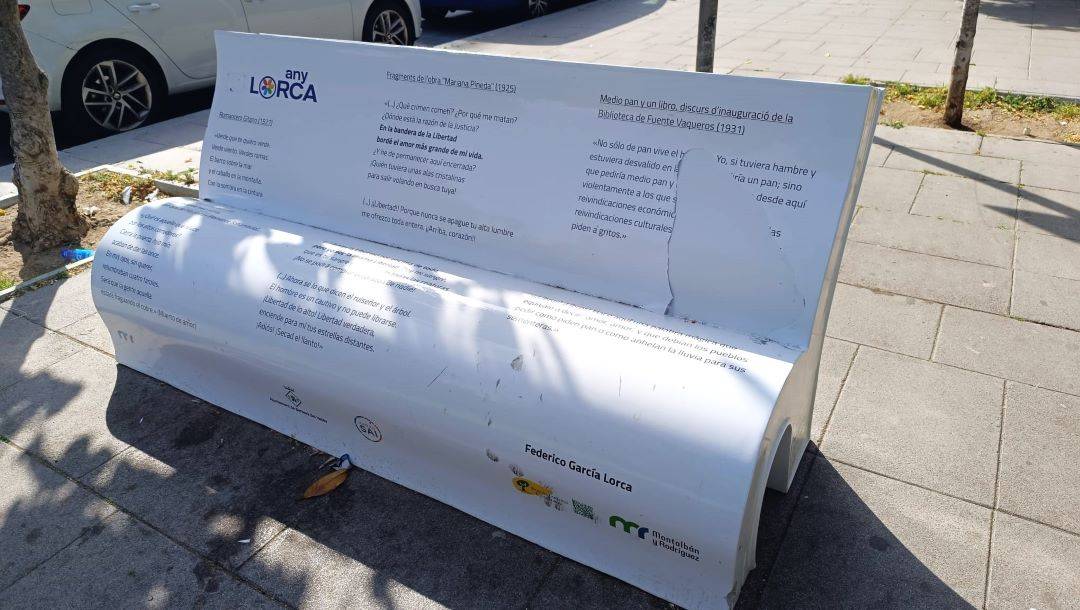 La trencadissa d'un dels poemes de García Lorca a Barberà