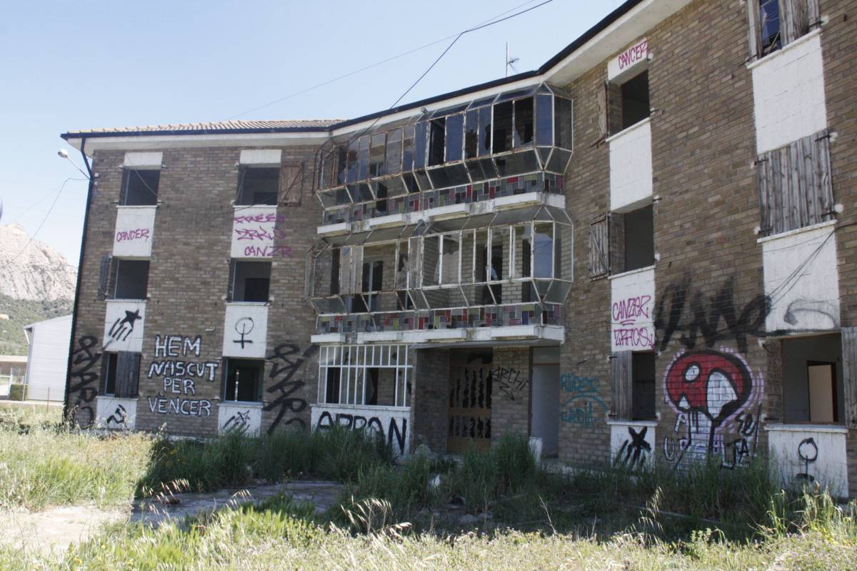 Oliana planteja la rehabilitació de l'antiga caserna de la Guàrdia Civil per destinar-la a habitatge assequible