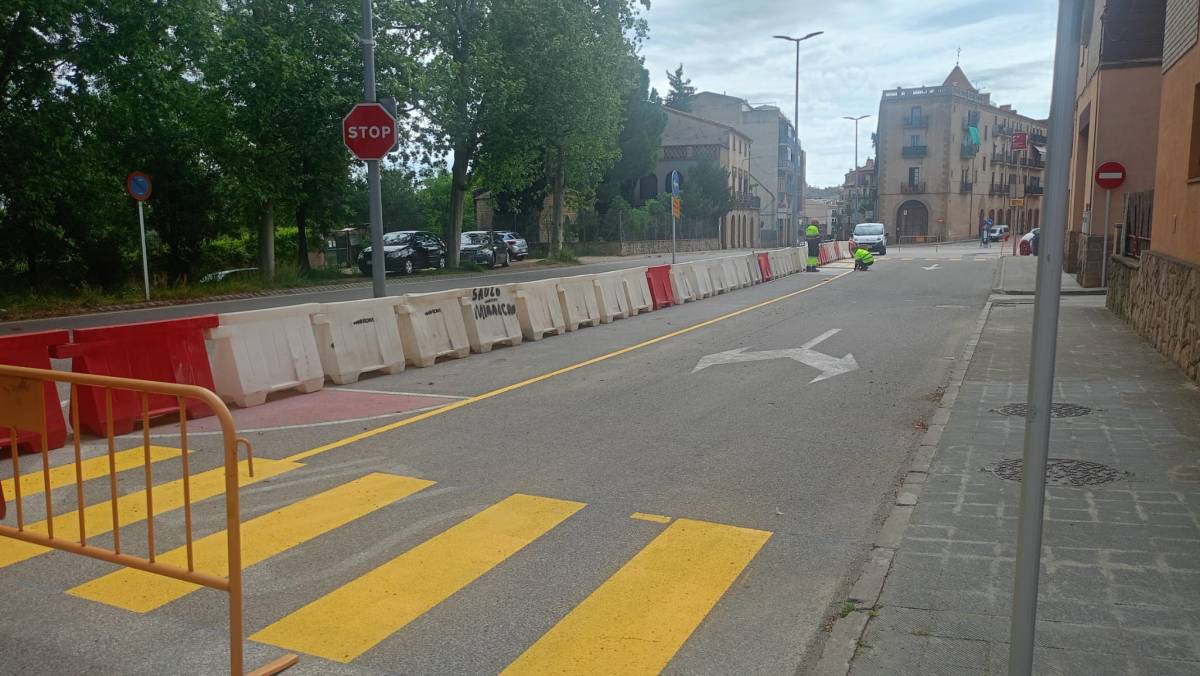 La parada d'autobusos de Solsona canvia de lloc temporalment durant quatre mesos
