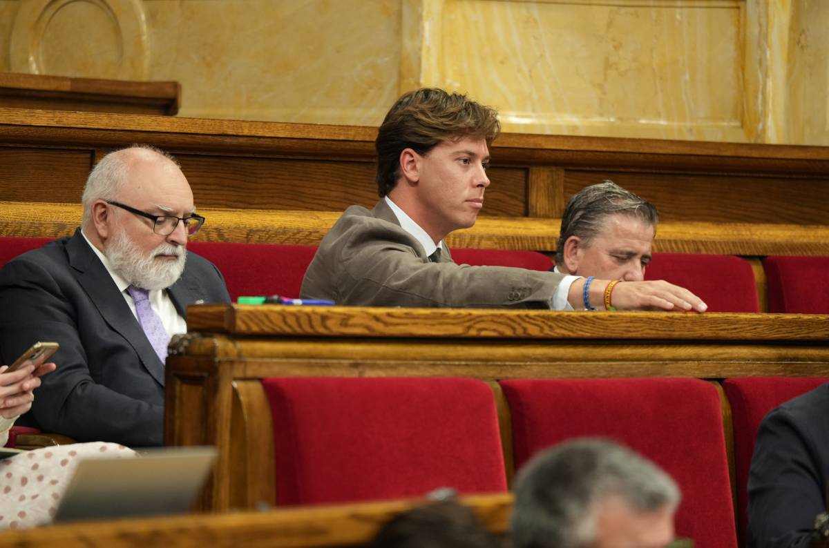 El Parlament investigarà un comentari racista d'un diputat de Vox a Najat Driouech d'ERC