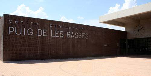 El director de la presó de Puig de les Basses renuncia al càrrec dies després del suïcidi d'un pres