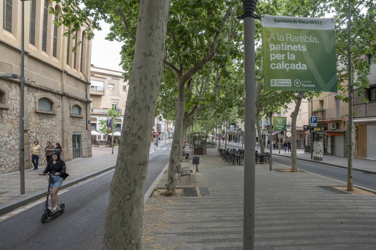 “Això no és un skate park”: lemes contra l’incivisme