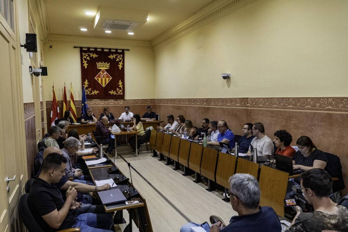 Injecció per aparcaments i refugis climàtics