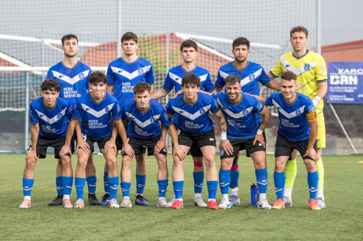 Al darrere, Marçal, Raül, Markel, Houssam i Jaume; al davant, Guillem, Andreu, Robert, Denis, Kader i Àngel - Víctor Pisa 