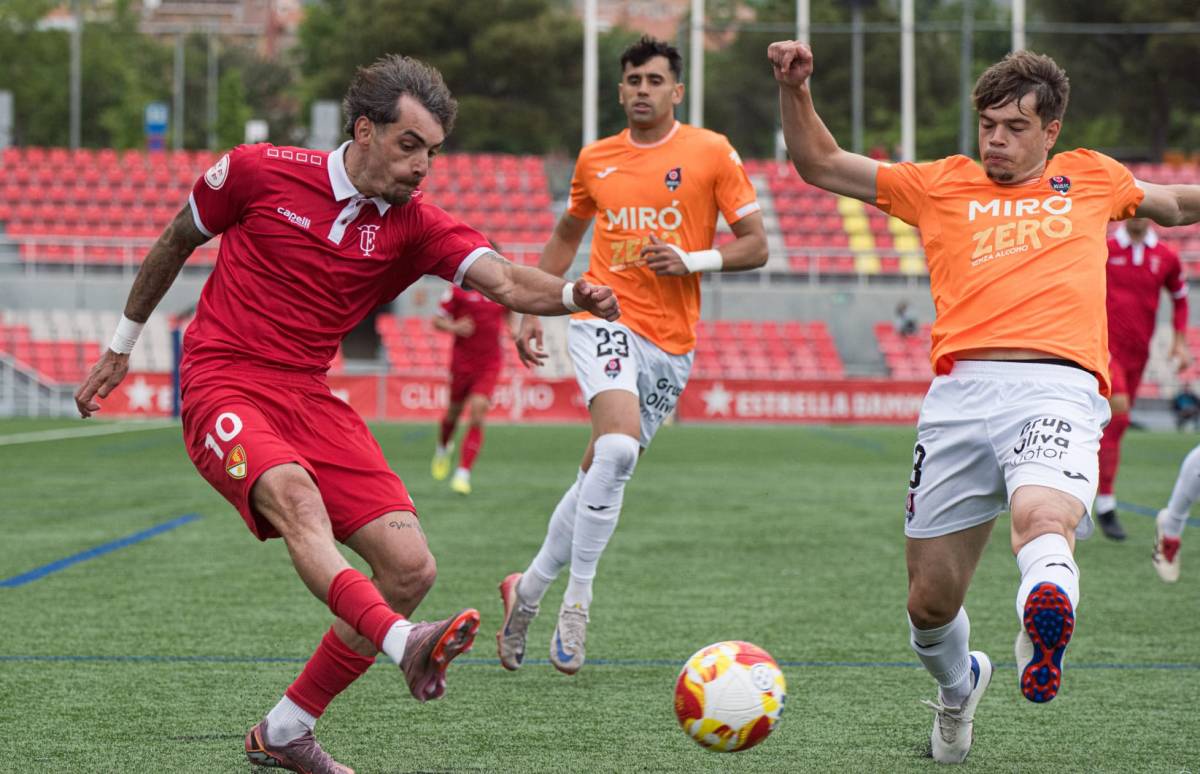 El Terrassa FC s'acomiada perdent per 0 a 1 a casa davant d'un Reus Reddis que promocionarà