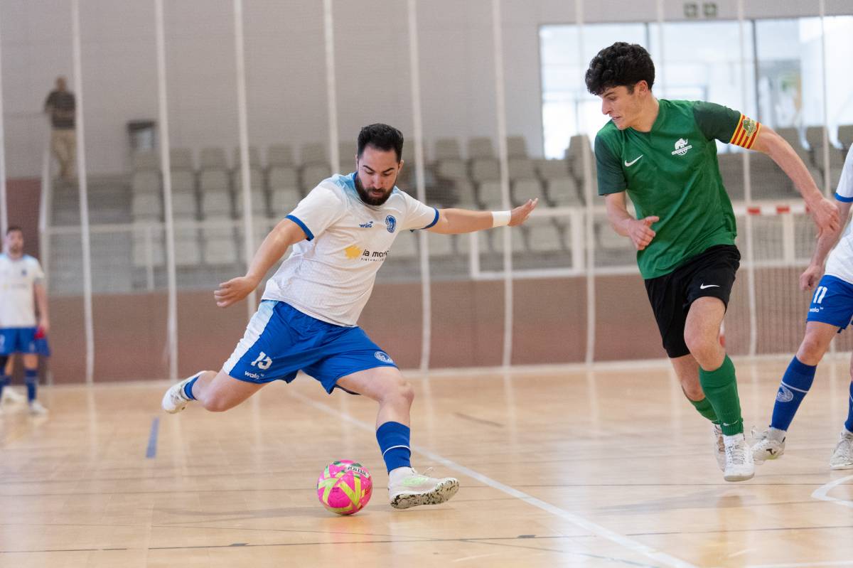 Llamas va ser protagonista del triomf sabadellenc amb dos gols