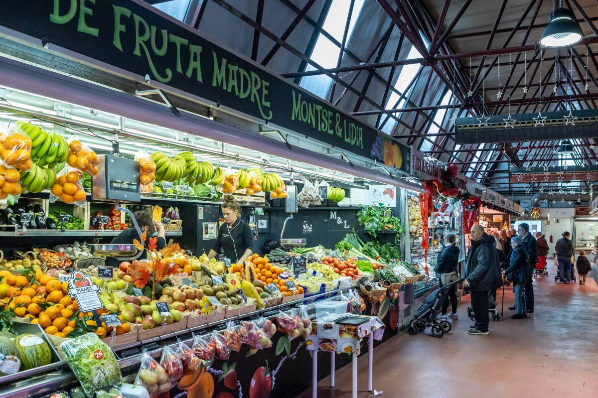Acord per garantir la continuïtat de les parades mentre es posa en marxa el nou model de mercat a Badia