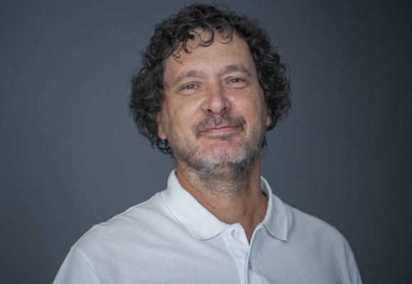 “El plaer més gran d’escriure és la creació; estàs creant vida”