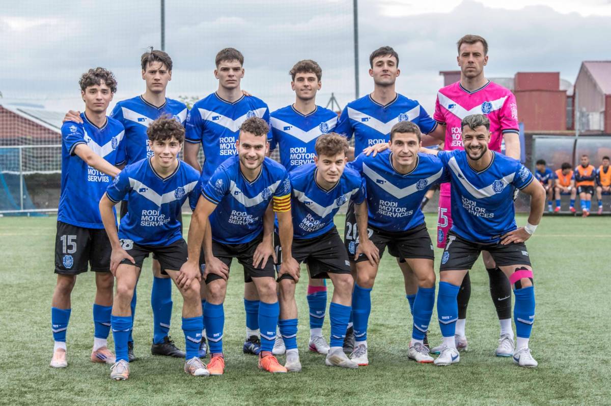 Al darrere, Guillem, Marc, Raül, Markel, Marçal i Jaume; al davant, Andreu, Àngel, Robert, Juan José i Kader - Víctor Pisa 