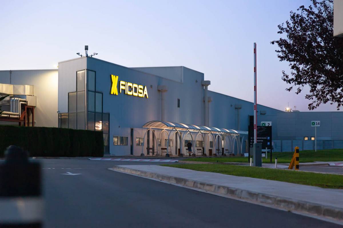 Pujol recompra la participació de Panasonic a Ficosa Internacional