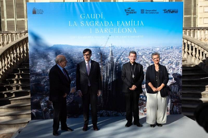 «Catalunya està amb el Papa»: Illa escalfa motors de cara a la visita de Lleó XIV