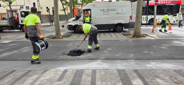 Un home, ferit molt greu després d’un accident amb patinet a Terrassa