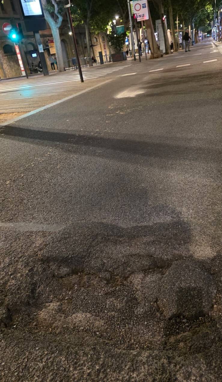 Estat de l'asfalt, la mateixa nit que es va produir l'accident - 