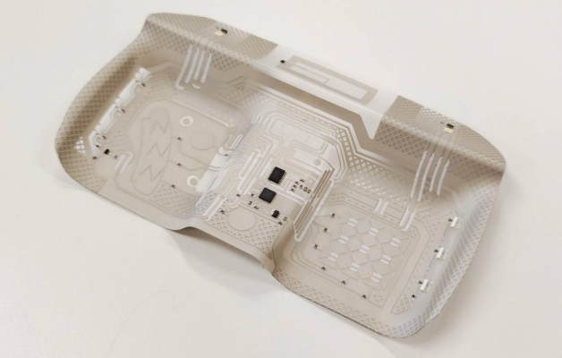 Eurecat presenta el primer prototip de cabina aeronàutica fabricat amb plastònica