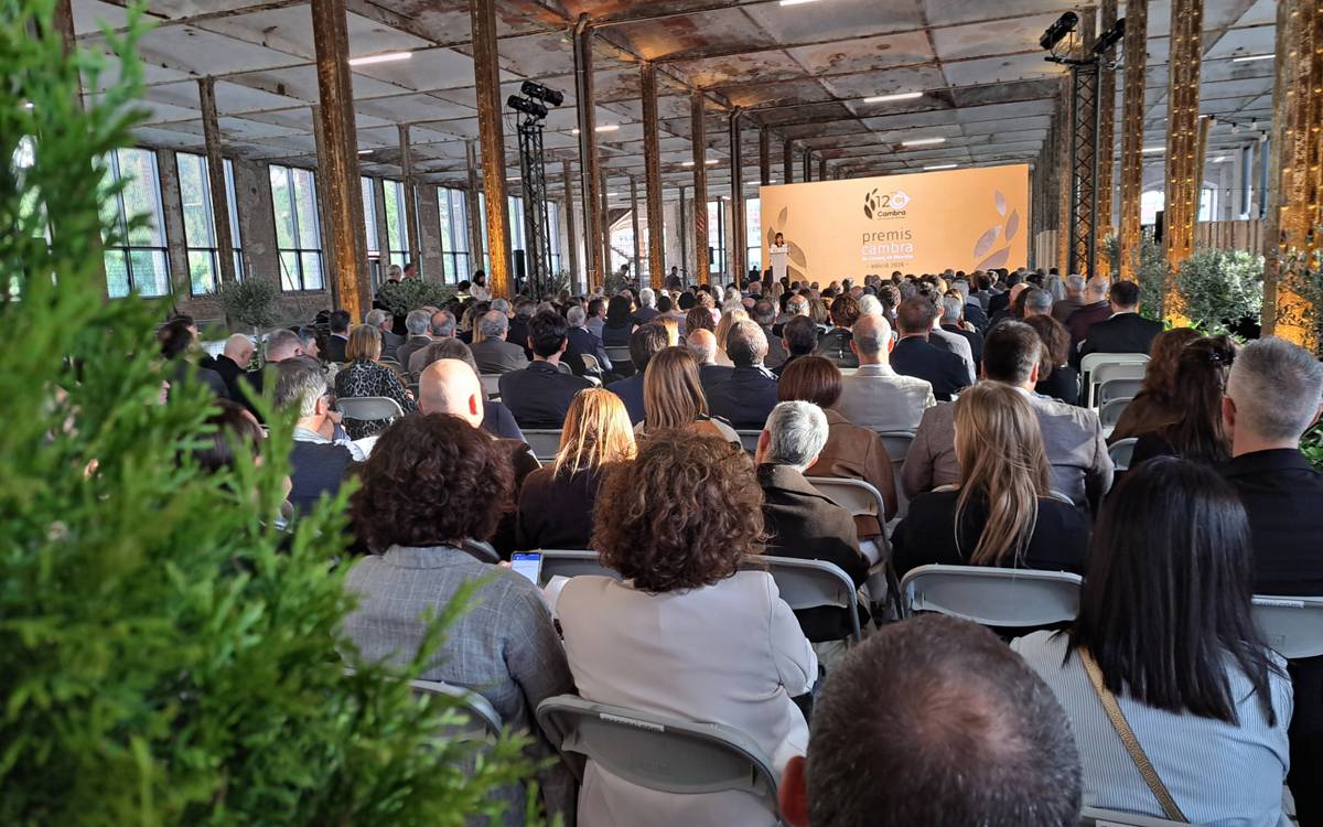Els empresaris mostren múscul en el 120è aniversari de la Cambra de Comerç de Manresa