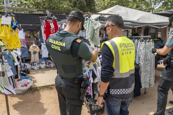 Troben roba falsificada a Terrassa per valor de més de 400.000 euros