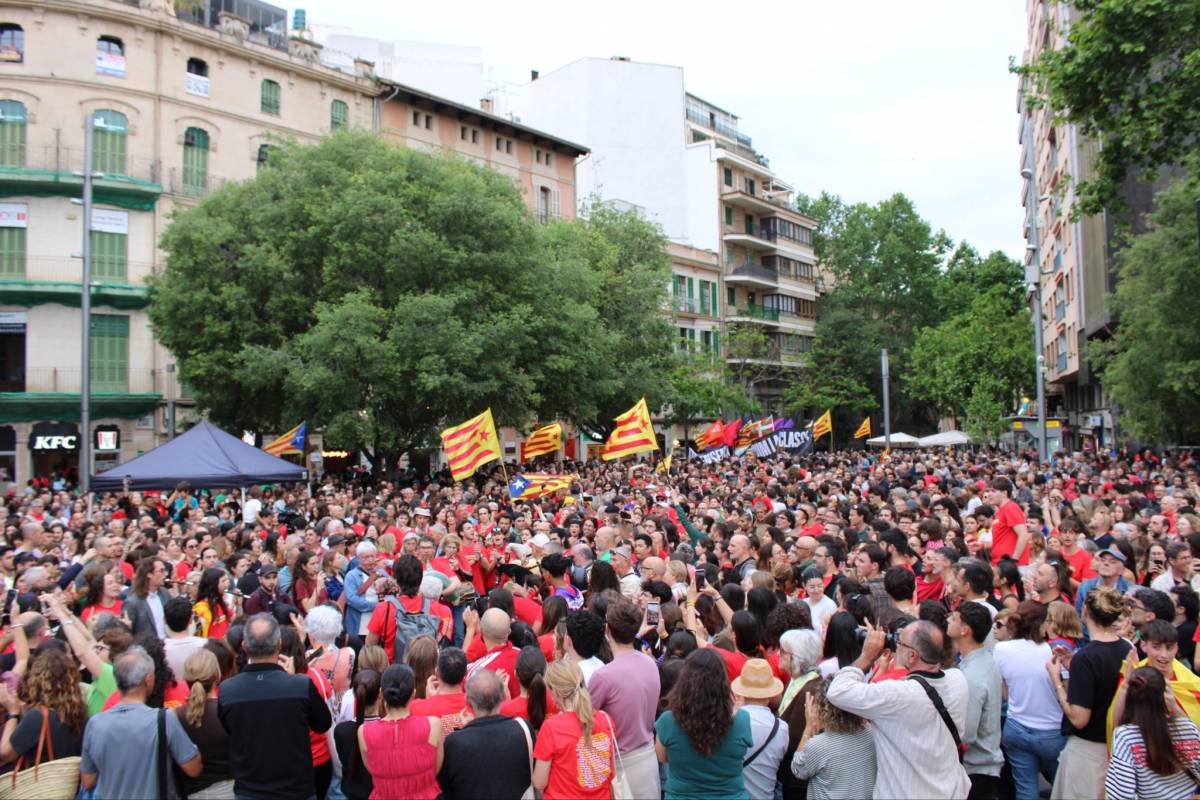 Carrers de Palma de Mallorca durant el Correllengua. - Correllengua