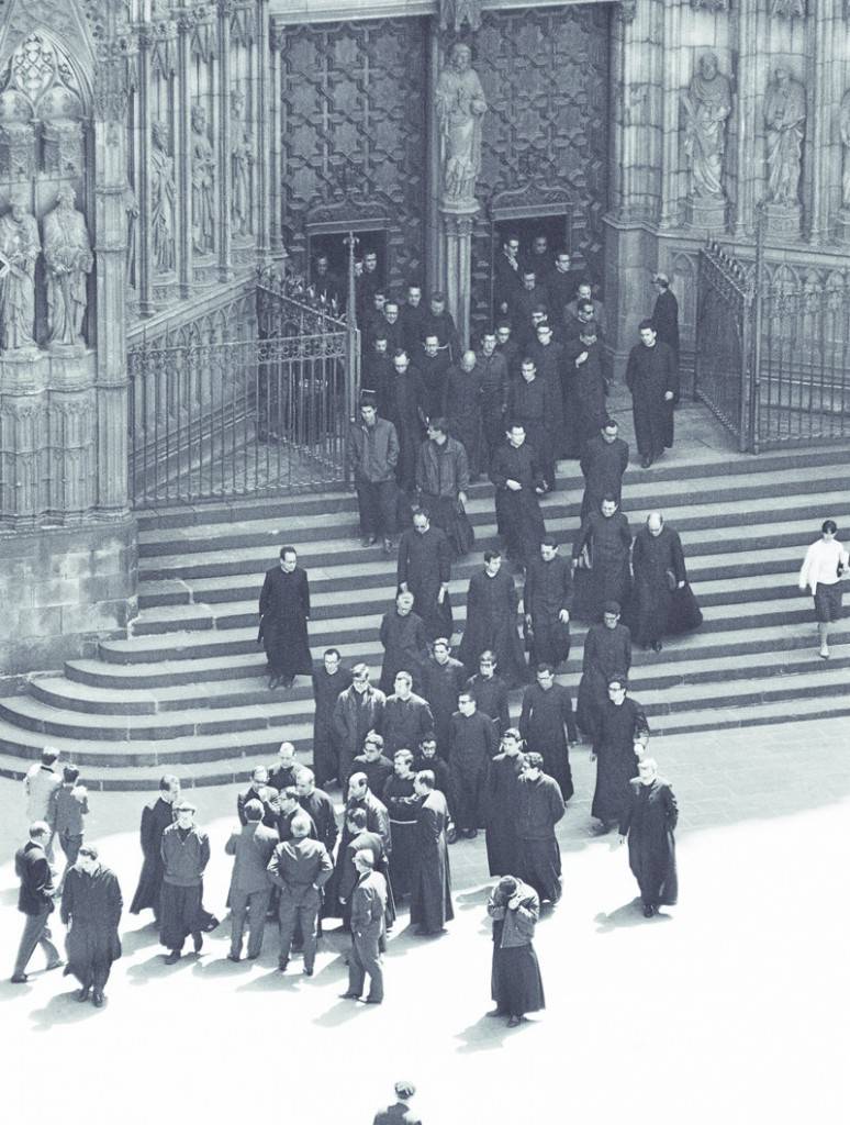 Herois amb sotana: 60 anys de la manifestació de capellans