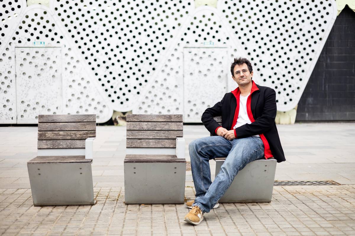 Guillem Roma, fotografiat al barri de Poblenou - Hugo Fernández