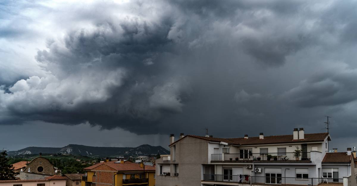 El temps del cap de setmana: avís per tempestes a sis comarques del sud