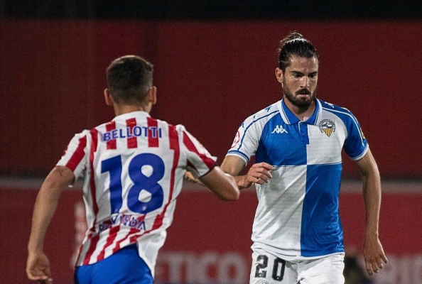 El CE Sabadell reacciona massa tard davant de l'Atlético Madrileño i es complica el primer lloc