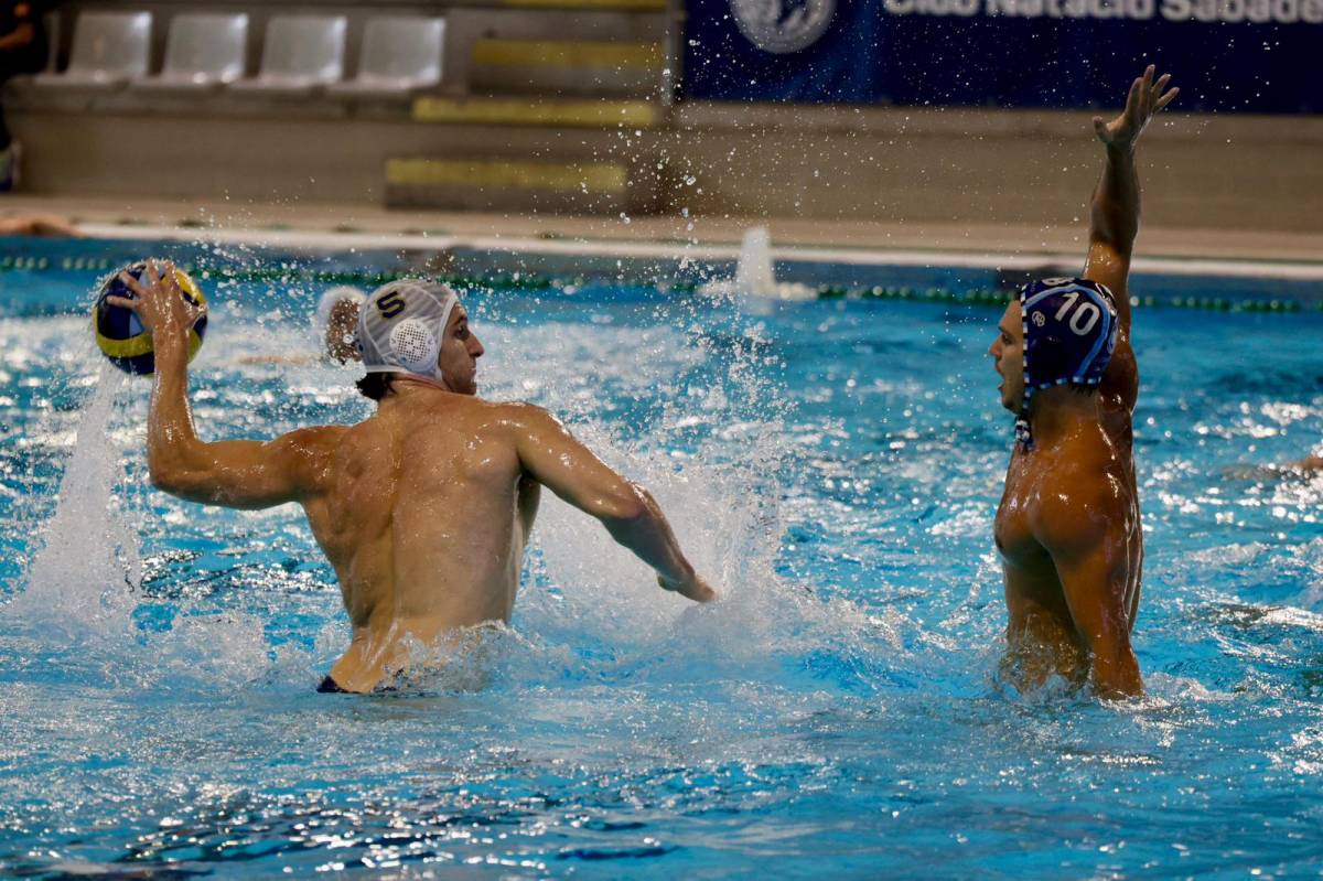 Derrota cruel del CN Sabadell en el primer assalt de les semifinals davant el CN Barcelona