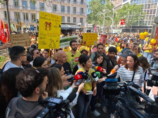 Els sindicats esperonen la vaga davant la «manca de voluntat de negociació» d'Educació