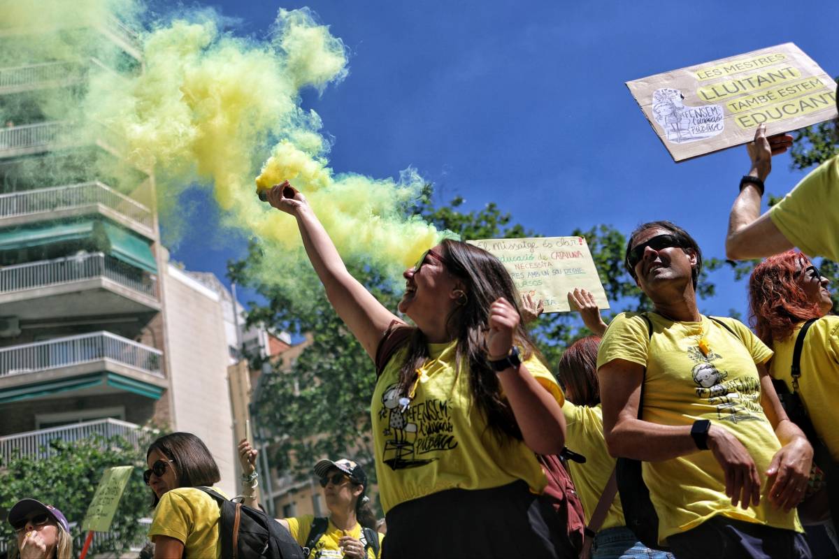 Talls de carreteres per iniciar una nova vaga educativa