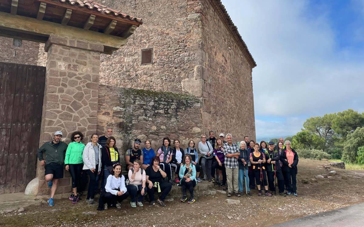 Sant Fruitós descobreix Pineda i Sant Iscle en una caminada de patrimoni local