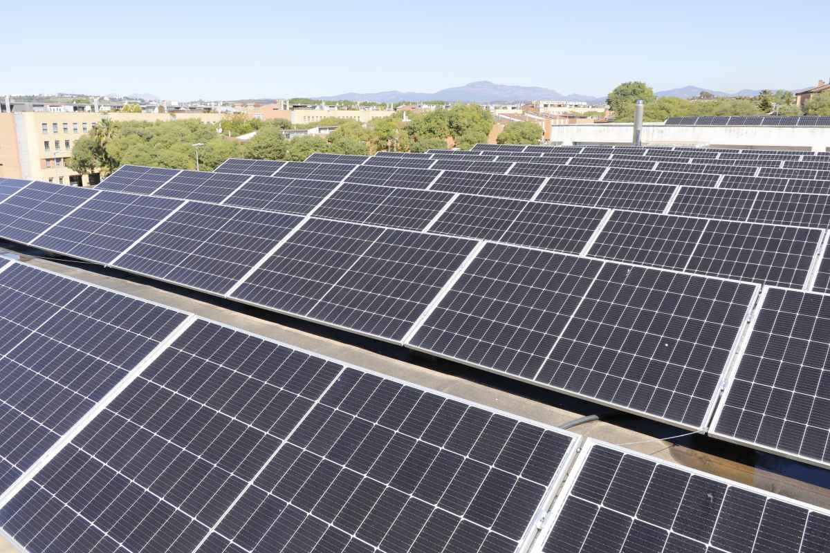 Objectiu: energies renovables al cent per cent del sostre dels equipaments municipals