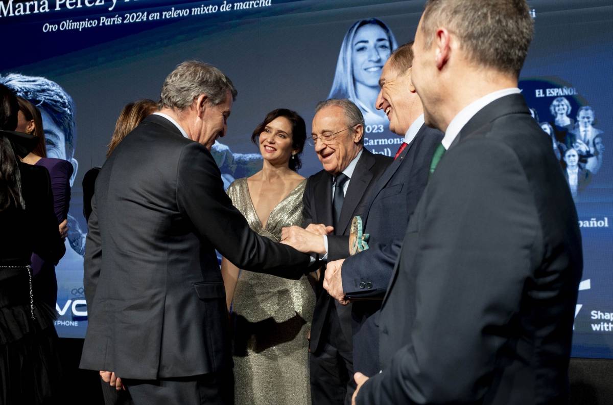 Florentino Pérez, dels mítings de CiU a amo i senyor de la llotja del Bernabéu
