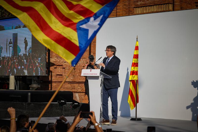 Els mossos que van ajudar Puigdemont a marxar de Catalunya, a un pas de judici