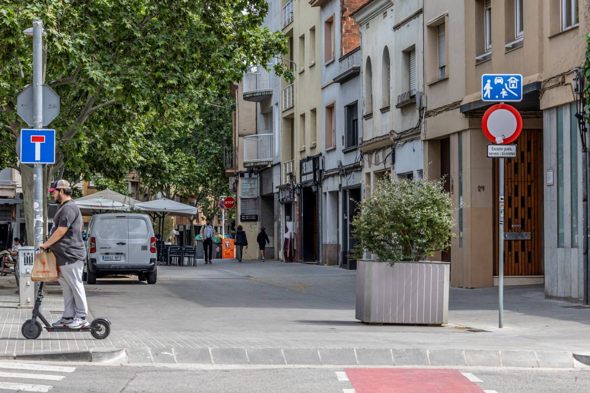 El carrer Major de la Creu Alta, peatonalitzat - JUANMA PELÁEZ