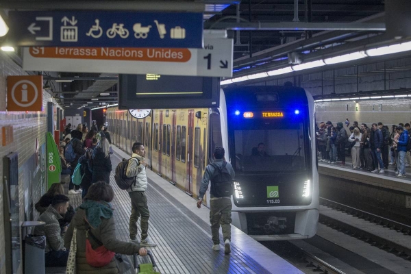 FGC renovarà les escales mecàniques a l’estació Terrassa Rambla