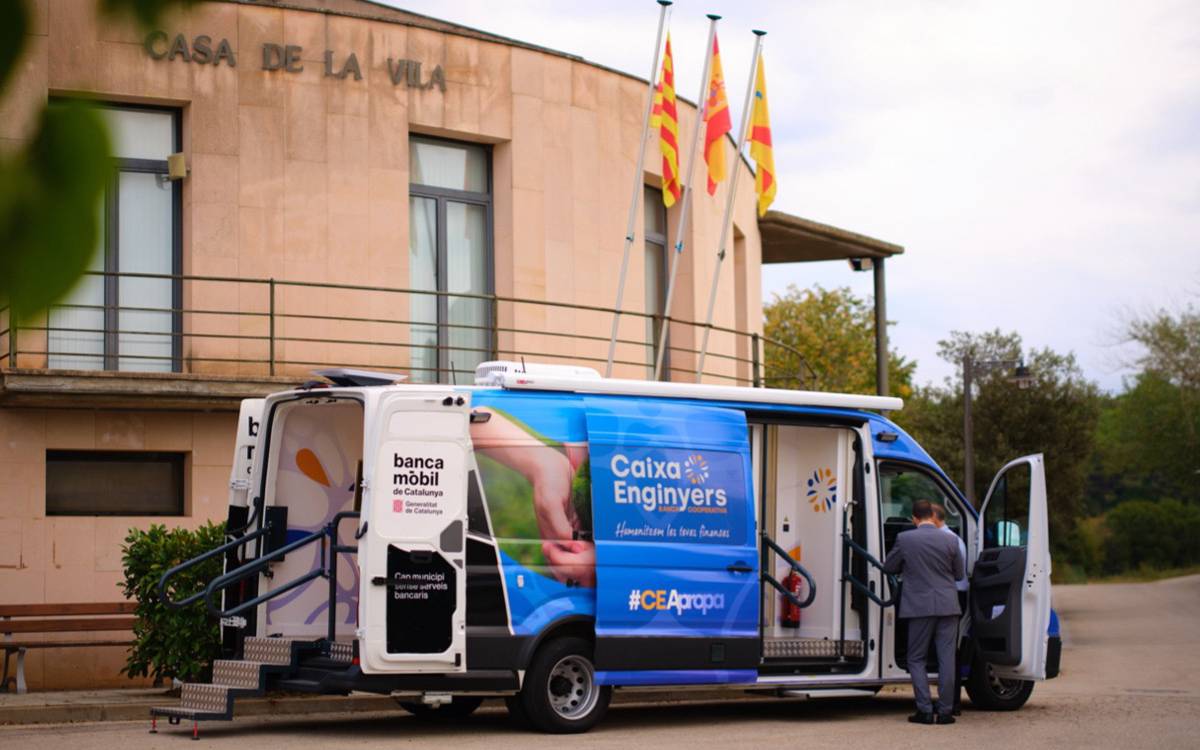 Caixa Enginyers porta la banca mòbil a 18 municipis del Bages i el Moianès