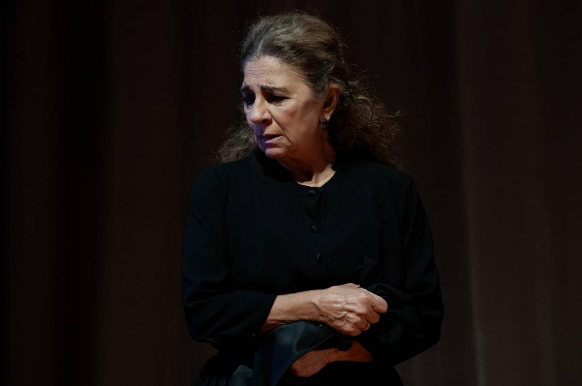 Lolita Flores passa comptes a Terrassa: “Vaig callar, vam callar, fins avui”