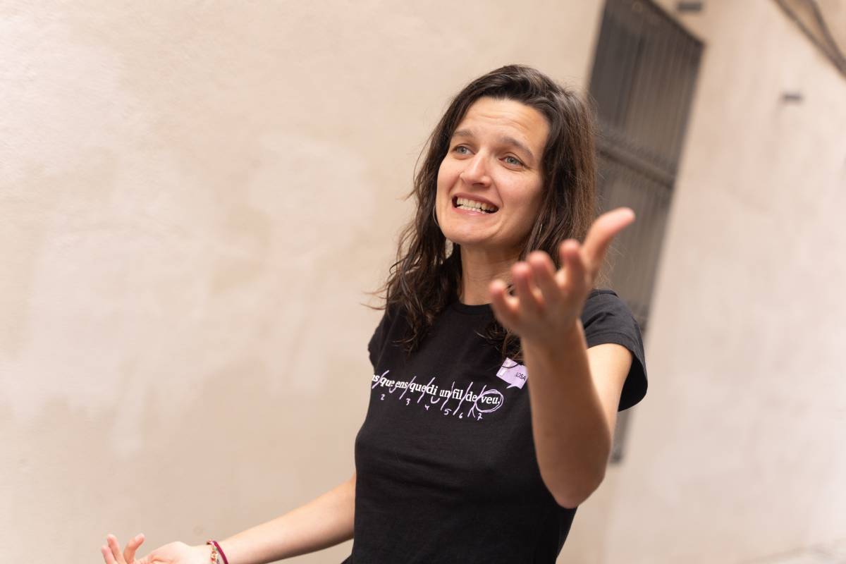 VÍDEO | L'art d'improvisar cançons sobre la marxa: 