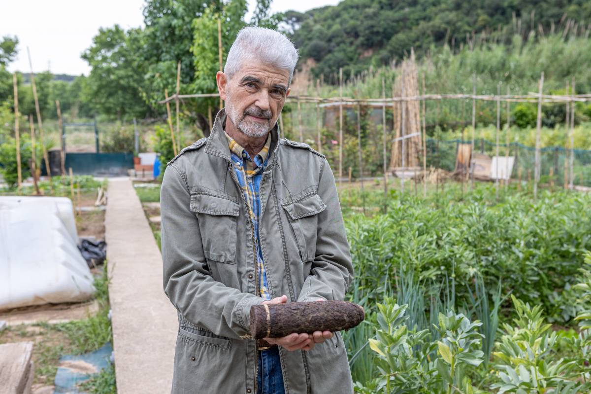 Un veí troba un projectil al seu hort de Sabadell: "Semblava un pot d'esprai"