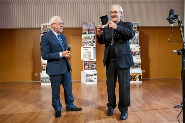 Salvador Cristau, guardonat amb la medalla al mèrit ecumènic
