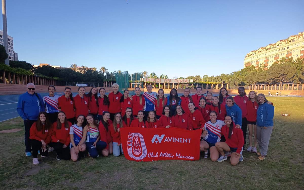 L'Avinent Manresa lluitarà per l'ascens masculí i el femení disputarà la permanència