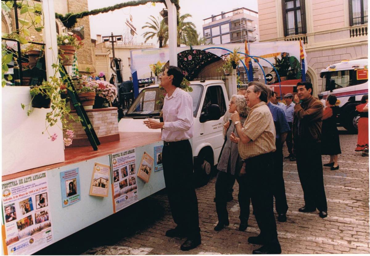 Fotografia històrica de la Romeria dels Ballesteros a Sabadell - CEDIDA (AGRUPACIÓ ANDALUSA SAN SEBASTIÁN DE LOS BALLESTEROS) Fotografia històrica de la Romeria dels Ballesteros a Sabadell