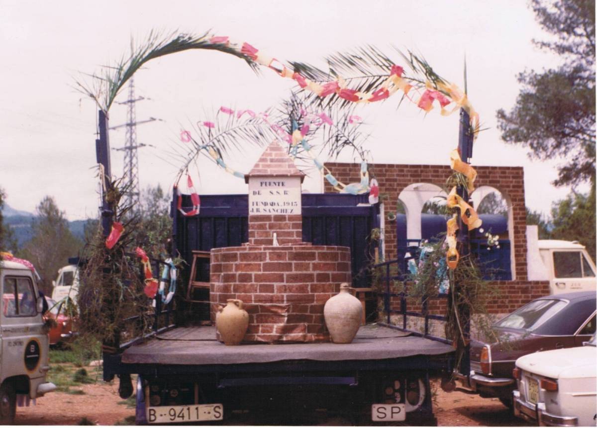 Fotografia històrica de la Romeria dels Ballesteros a Sabadell - CEDIDA (AGRUPACIÓ ANDALUSA SAN SEBASTIÁN DE LOS BALLESTEROS) Fotografia històrica de la Romeria dels Ballesteros a Sabadell