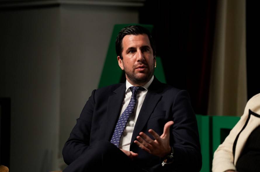 Qui és Enrique Riquelme, l'empresari amb «accent sud-americà» que desafia Florentino Pérez