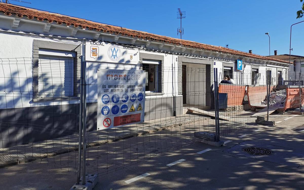 Comencen les obres de rehabilitació del local veïnal de Torroella de Baix