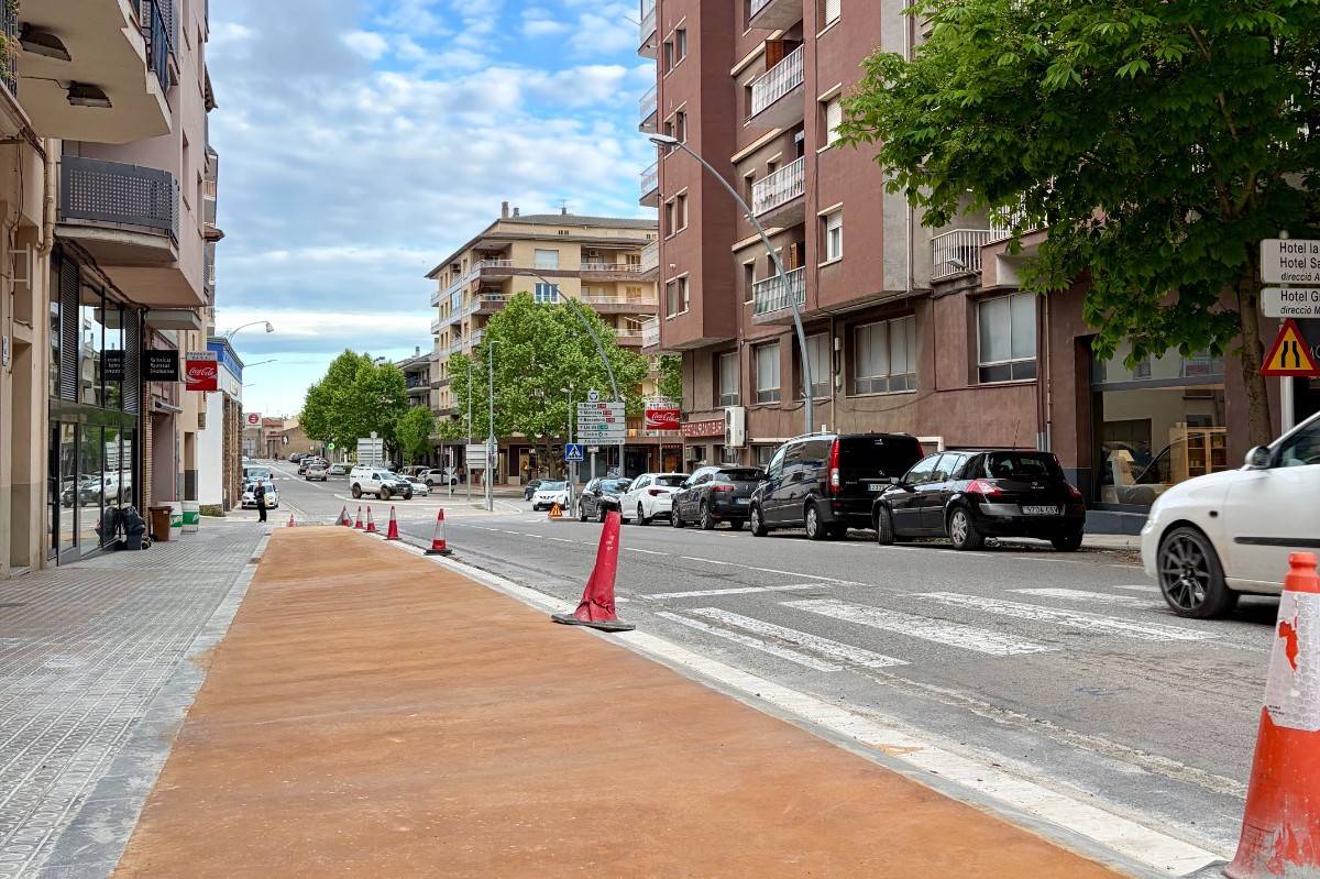 Interrupció del trànsit a la carretera de Sant Llorenç a Solsona pel reasfaltatge final de la via